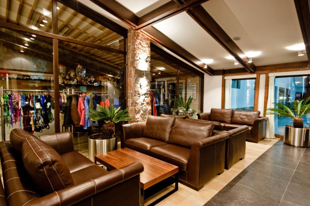 Kapriz Karakol Hotel Екстериор снимка