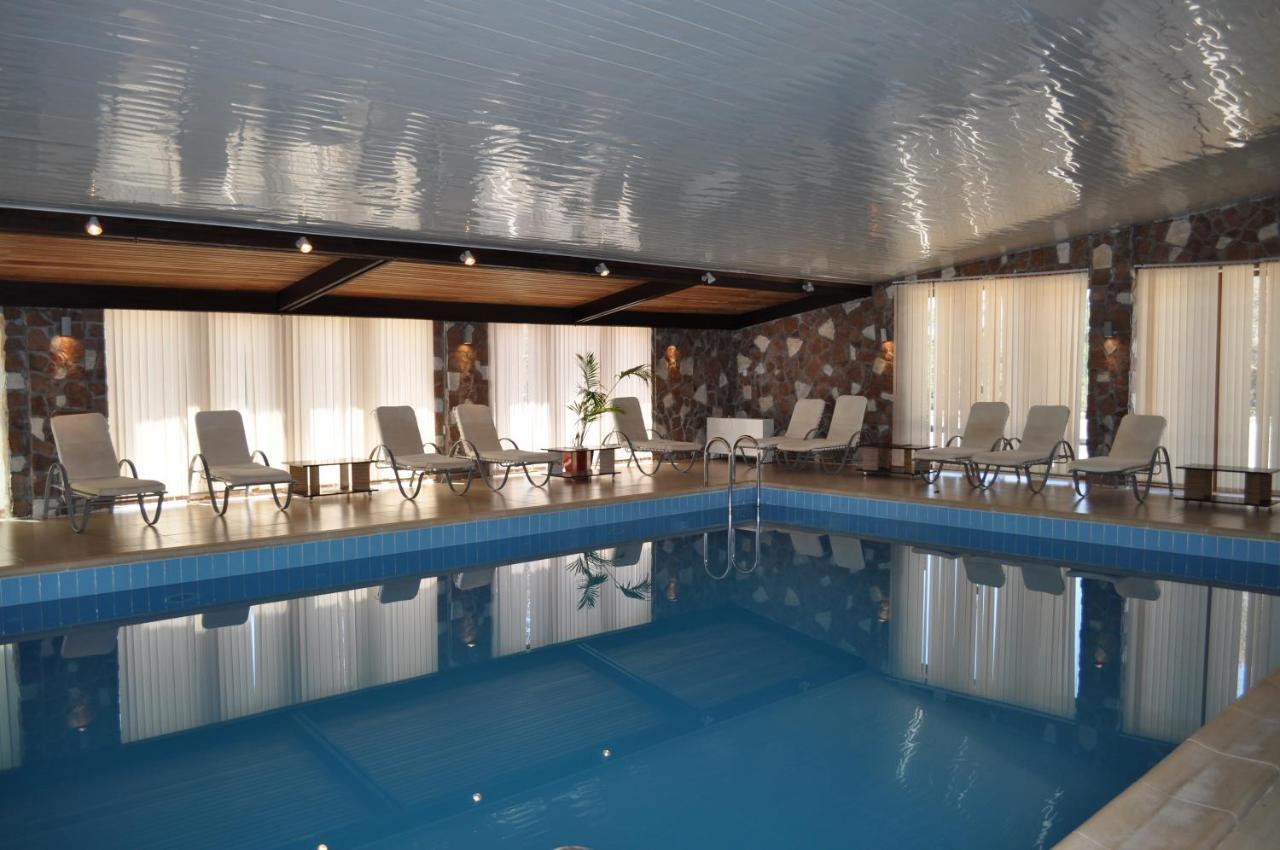 Kapriz Karakol Hotel Екстериор снимка