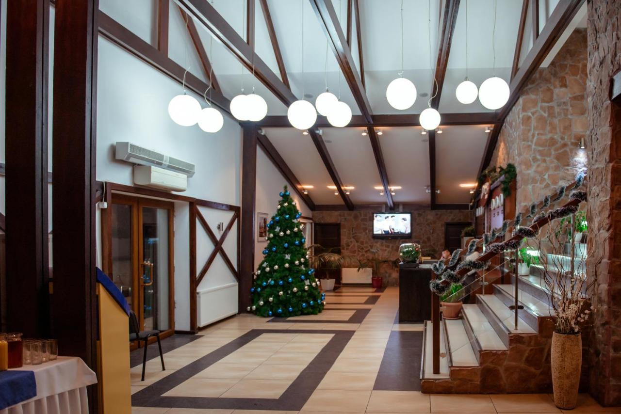 Kapriz Karakol Hotel Екстериор снимка